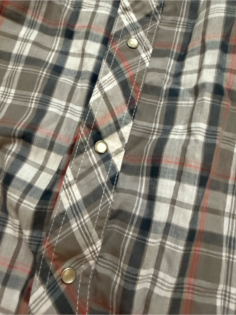 Wrangler Men's Plaid Button-Down Shirt in Gray and Brown Pearl Snapped - Picture 5 of 6